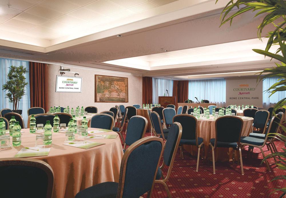 Courtyard By Marriott Rome Central Park Exterior foto