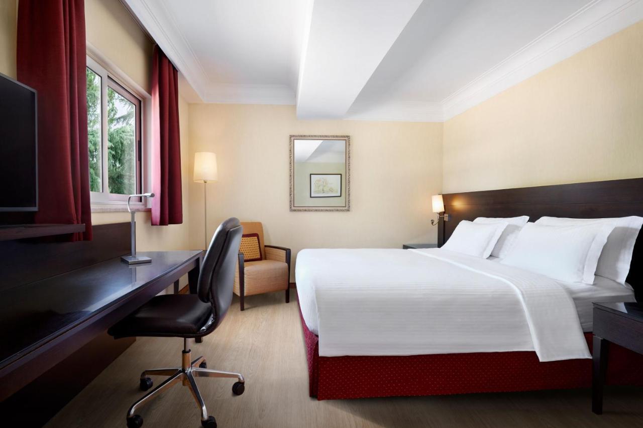 Courtyard By Marriott Rome Central Park Exterior foto