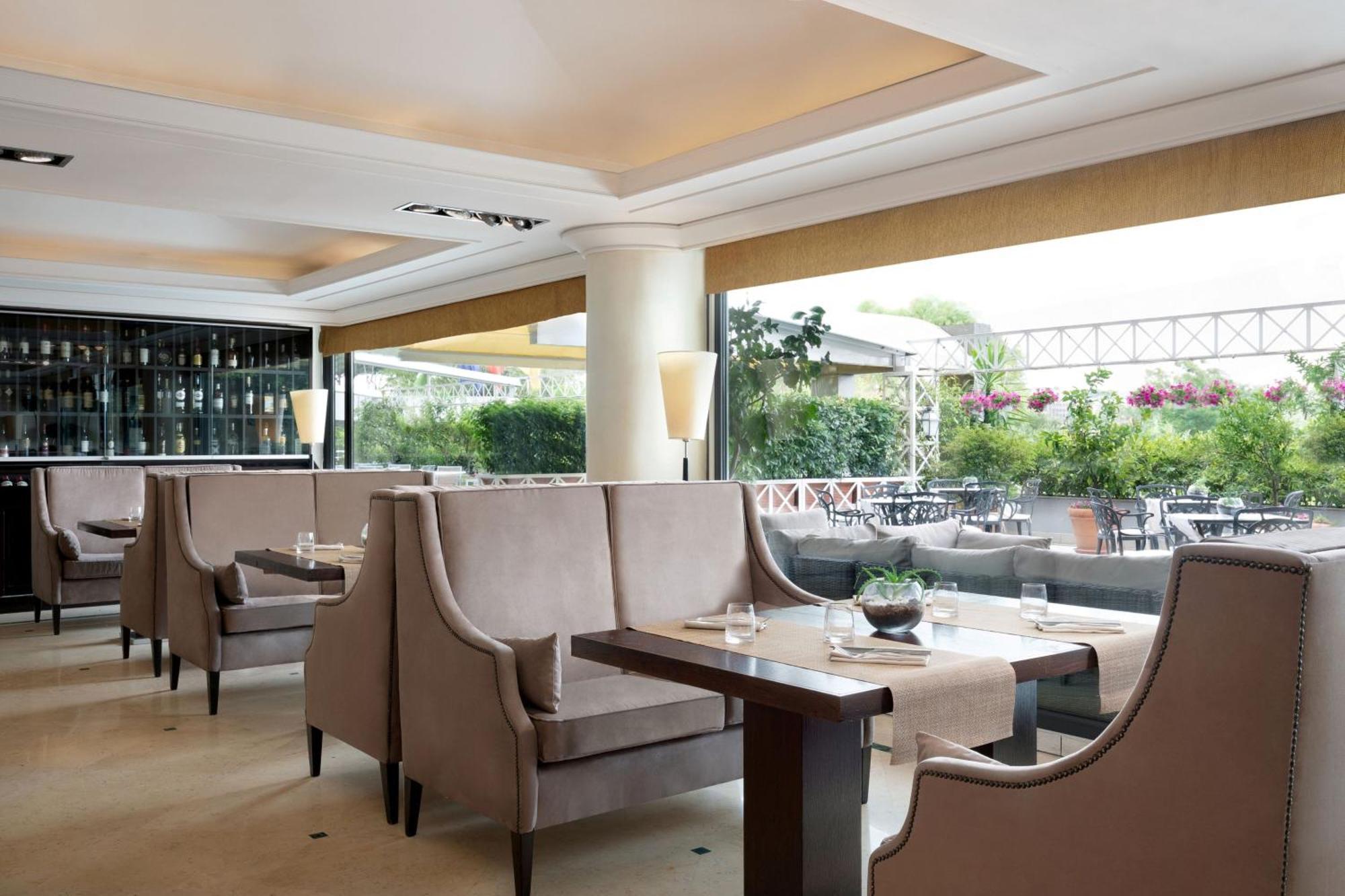 Courtyard By Marriott Rome Central Park Exterior foto