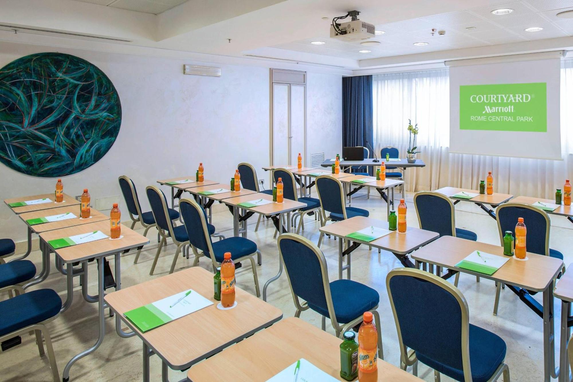 Courtyard By Marriott Rome Central Park Exterior foto