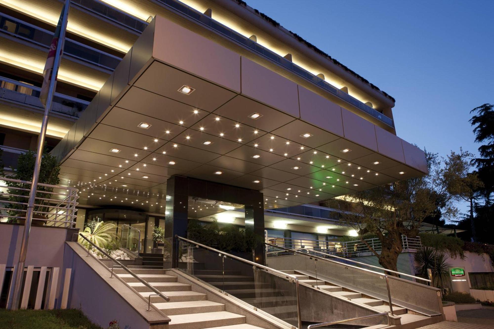 Courtyard By Marriott Rome Central Park Exterior foto