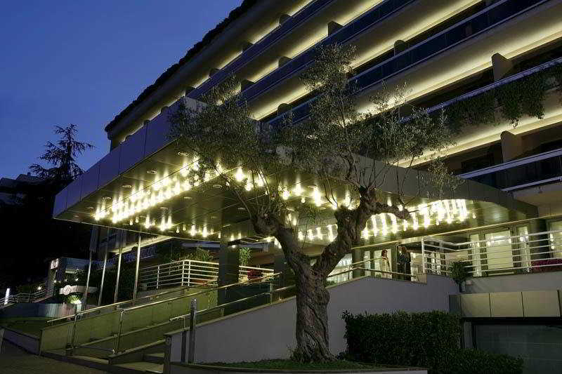 Courtyard By Marriott Rome Central Park Exterior foto